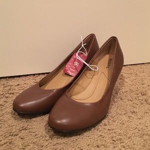 Brand New! Brown Merona Heels