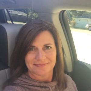 Meet your Posher, Sandy