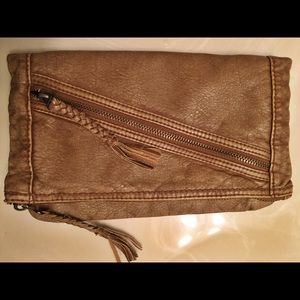Converse One Star Clutch