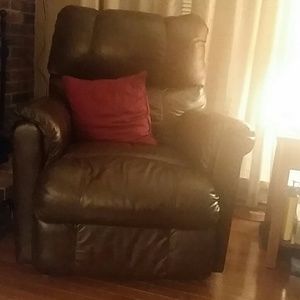 Meet your Posher, Brenda