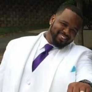 Meet your Posher, Dennis