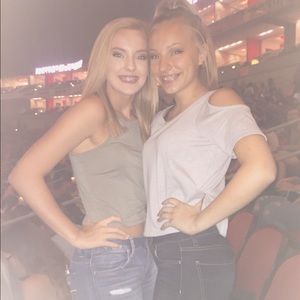 Meet your Posher, Taylor