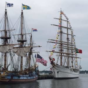 Meet your Posher, Alexandra