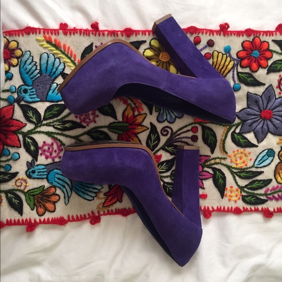 Steve Madden purple/blue pumps