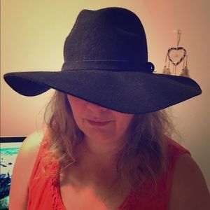 Floppy fedora hat :) (Coachella )