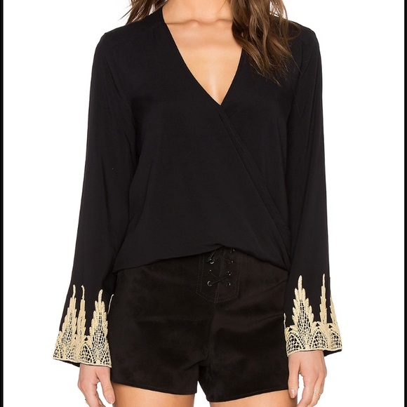 Blue Life Hayley top in black - Picture 2 of 2