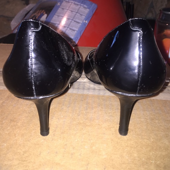 Nine West Peep Toes - Picture 3 of 4