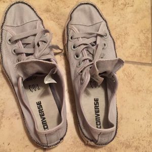 Chucks size 8 . 5 women's