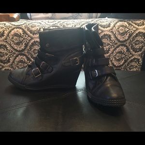 Bucco sneaker wedges.