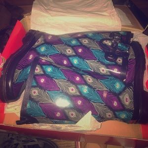 Peacock water boots