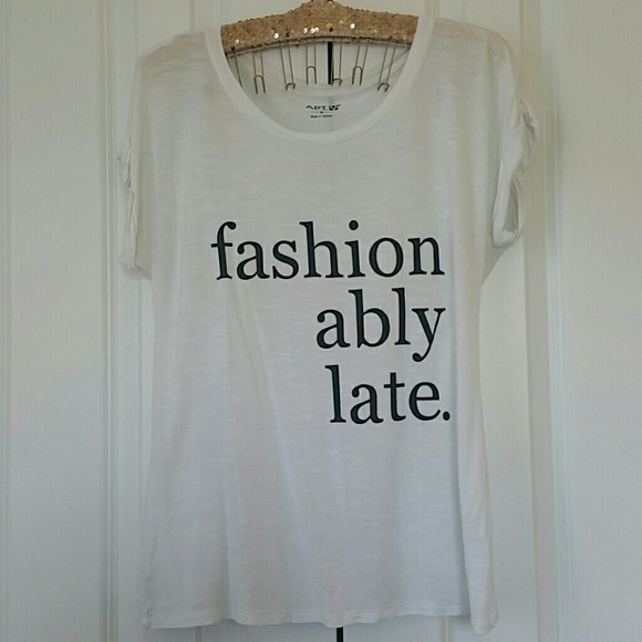 Apt. 9 Tops - ▪Apt.9 Fashionably Late Top White and Black▪