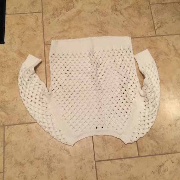 Sweater - Picture 3 of 4