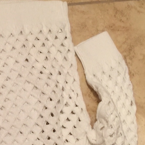Sweater - Picture 4 of 4