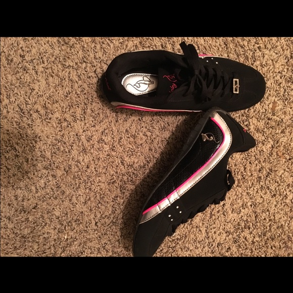 style sneakers