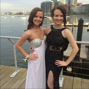 White backless/strapless prom dress