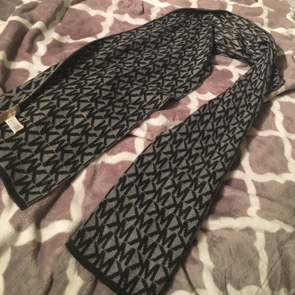 Michael Kors Scarf