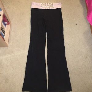 Victoria's Secret Pink yoga pants