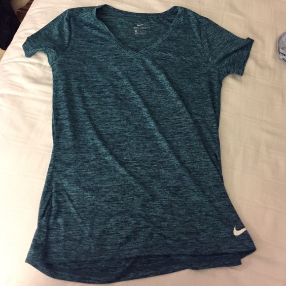 Nike Tops - Nike legend v-neck top