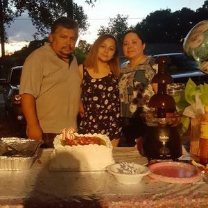 Meet your Posher, Lorena