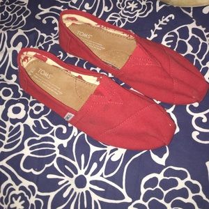 Women's TOMS shoes, size 8.5