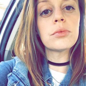 Meet your Posher, Lauren