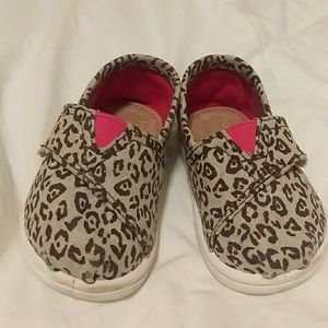 Size 4 Toddler Toms