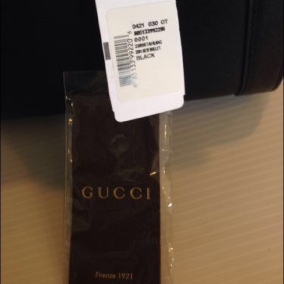 Gucci Large Bullet Handbag - Picture 4 of 4