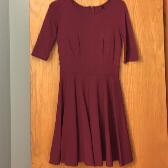 Maroon 3/4 Sleeve Dress