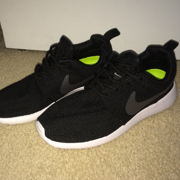Nike Roshes