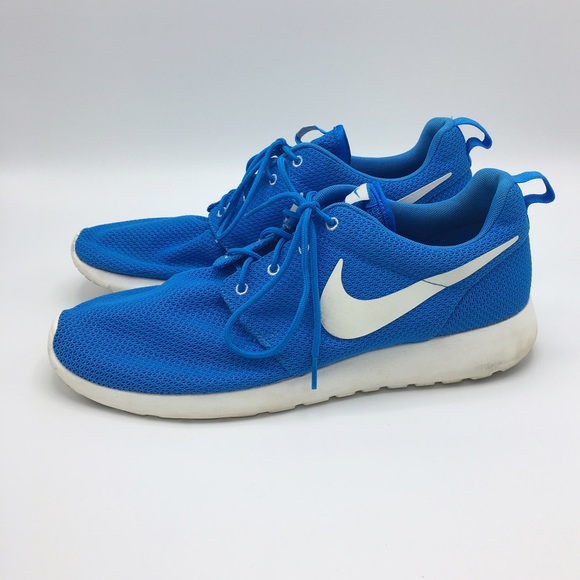 Nike Other - Blue Nike Roshe One Sneakers