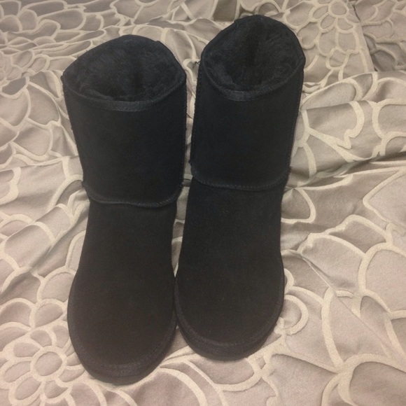 Classic UGG Boot Women's size 9