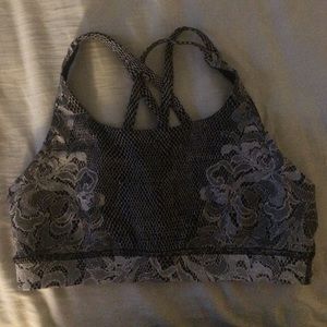 Lululemon energy sports bra NEW