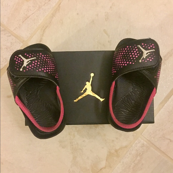 Toddler Jordan flip flops