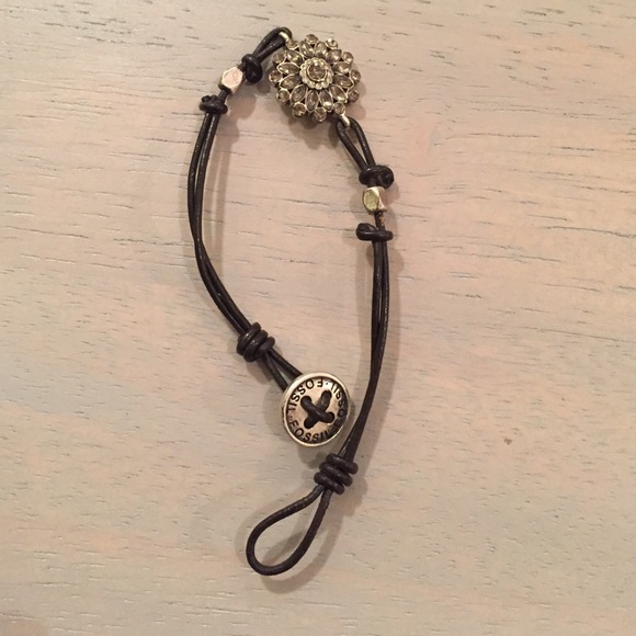 Fossil bracelet