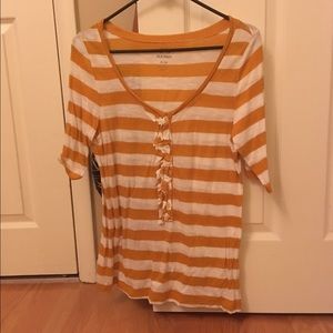 Old Navy top