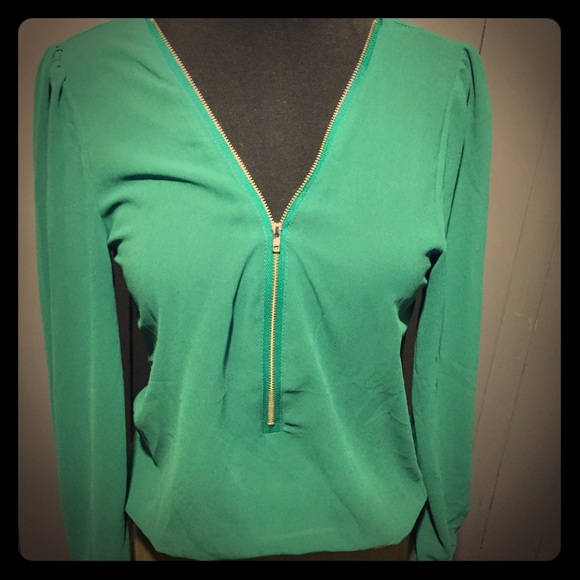 Kelly green zip up blouse