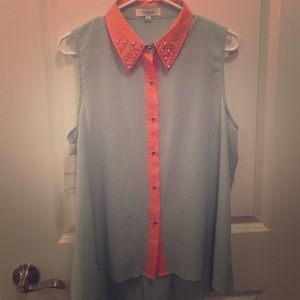 Sleeveless button down blouse