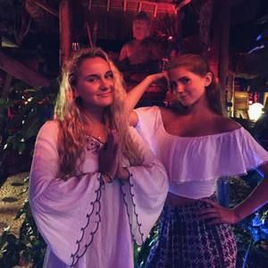 Meet your Posher, Taylor