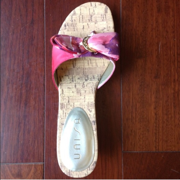 🌹SALE🌹Unisa Wedge Sandal - Picture 3 of 3