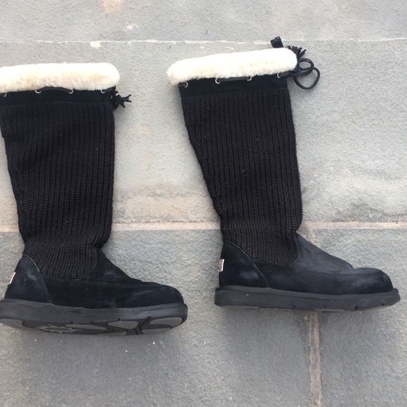 black crochet uggs black crochet uggs