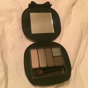 MAC 4 eyeshadow set