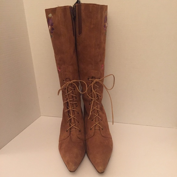 Donald J Pliner suede floral boots. - Picture 2 of 4