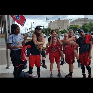 Meet your Posher, Paige