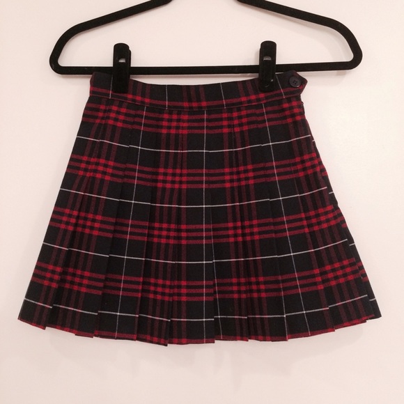American Apparel pleaded tennis skirt