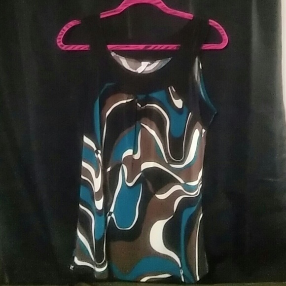 Cute layering tank top size XL