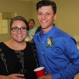 Meet your Posher, Claire