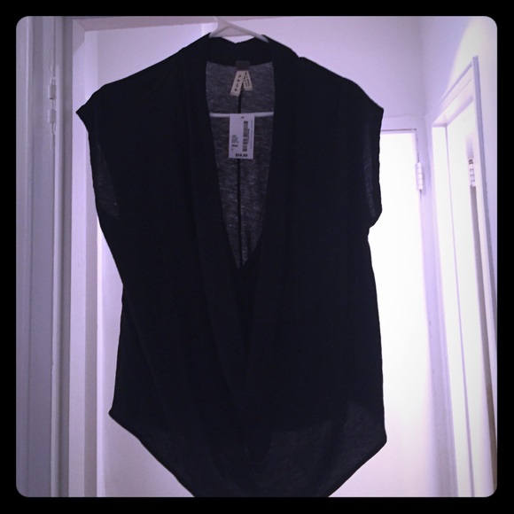 Black cowled-next shirt - south moon under!