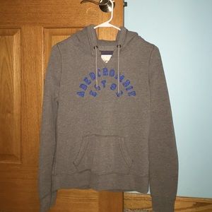 Abercrombie & Fitch sweatshirt