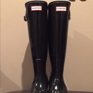 HUNTER RAIN BOOTS