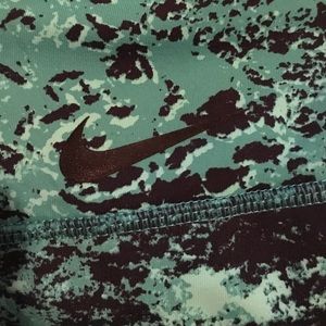 nike spandex running pants.